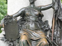 DSC 10230
